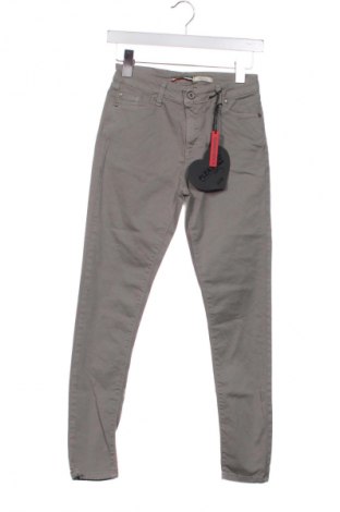 Női farmernadrág Please, Méret S, Szín Szürke, Ár 35 299 Ft