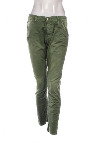 Дамски дънки Please, Размер L, Цвят Зелен, Цена 74,29 лв.