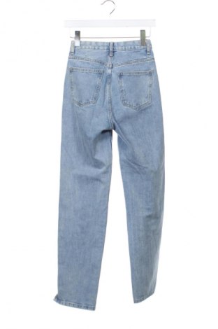 Női farmernadrág Pretty Little Thing, Méret XXS, Szín Kék, Ár 3 219 Ft