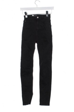 Dámske džínsy  Pull&Bear, Veľkosť XXS, Farba Čierna, Cena  14,77 €