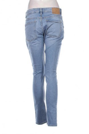 Дамски дънки Pull&Bear, Размер M, Цвят Син, Цена 29,00 лв.