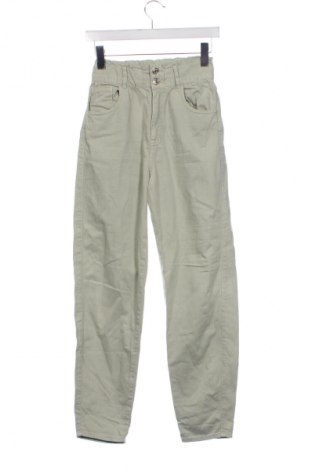 Dámské džíny  Pull&Bear, Velikost XS, Barva Zelená, Cena  369,00 Kč