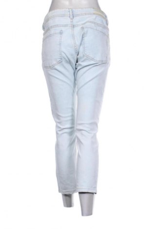 Дамски дънки Pull&Bear, Размер L, Цвят Син, Цена 23,07 лв.