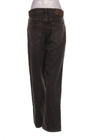 Дамски дънки Pull&Bear, Размер S, Цвят Кафяв, Цена 27,99 лв.