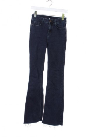Дамски дънки River Island, Размер XS, Цвят Син, Цена 27,99 лв.