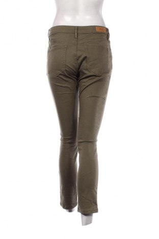 Дамски дънки S.Oliver, Размер M, Цвят Зелен, Цена 22,99 лв.
