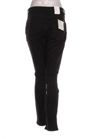 Дамски дънки S.Oliver, Размер XL, Цвят Черен, Цена 75,99 лв.