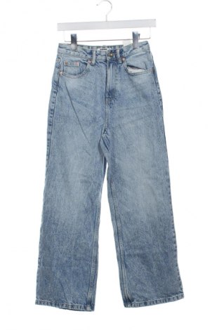 Дамски дънки Sinsay, Размер XS, Цвят Син, Цена 17,99 лв.