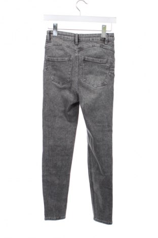 Damskie jeansy Sinsay, Rozmiar XS, Kolor Czarny, Cena 66,67 zł