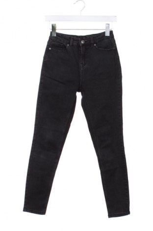 Дамски дънки Sinsay, Размер XS, Цвят Черен, Цена 29,00 лв.