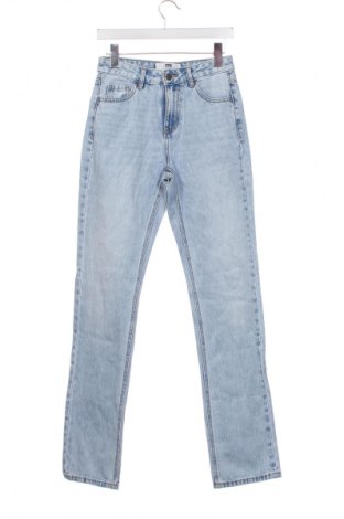 Dámske džínsy  Stradivarius, Veľkosť XS, Farba Modrá, Cena  27,95 €