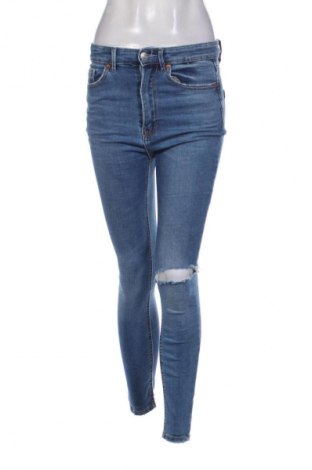 Dámske džínsy  Stradivarius, Veľkosť S, Farba Modrá, Cena  14,77 €