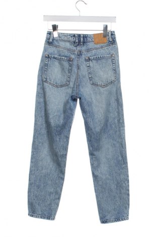 Dámske džínsy  Stradivarius, Veľkosť XS, Farba Modrá, Cena  12,76 €