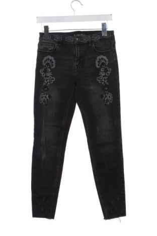 Damen Jeans Stradivarius, Größe XS, Farbe Grau, Preis € 14,83