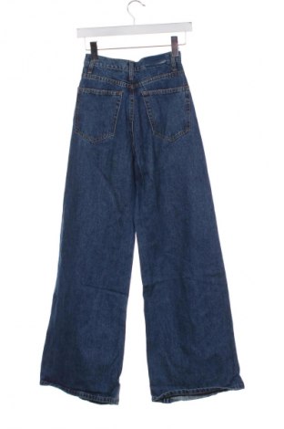 Blugi de femei Stradivarius, Mărime XS, Culoare Albastru, Preț 85,99 Lei