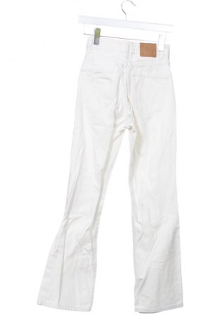 Dámske džínsy  Stradivarius, Veľkosť XXS, Farba Biela, Cena  14,83 €