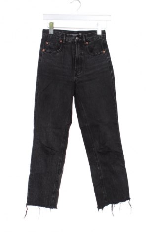 Dámske džínsy  Stradivarius, Veľkosť XXS, Farba Čierna, Cena  16,70 €