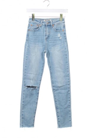 Damskie jeansy Tally Weijl, Rozmiar XXS, Kolor Niebieski, Cena 66,67 zł