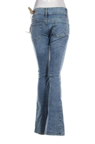 Дамски дънки Terranova, Размер M, Цвят Син, Цена 31,99 лв.