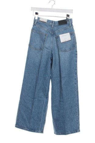 Дамски дънки Tommy Hilfiger, Размер XS, Цвят Син, Цена 239,99 лв.