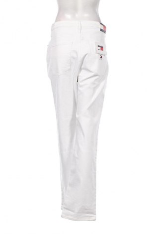 Дамски дънки Tommy Jeans, Размер XL, Цвят Бял, Цена 174,99 лв.
