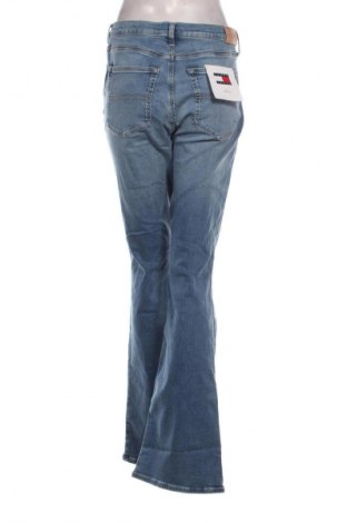 Дамски дънки Tommy Jeans, Размер L, Цвят Син, Цена 174,99 лв.