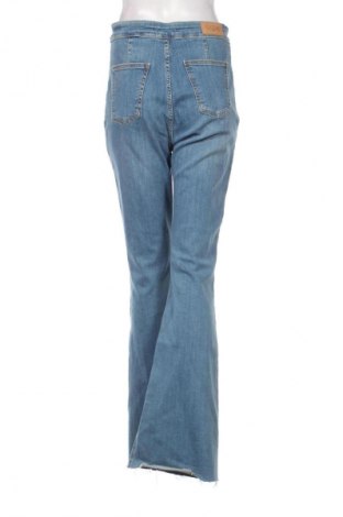 Дамски дънки Unbranded, Размер L, Цвят Син, Цена 17,55 лв.