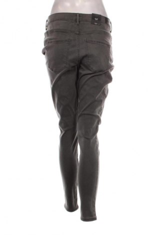 Dámske džínsy  Vero Moda, Veľkosť XL, Farba Sivá, Cena  46,95 €