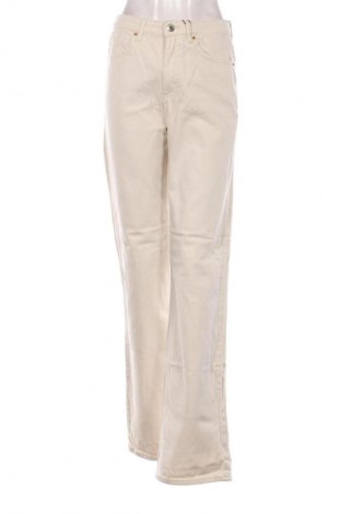 Дамски дънки Vero Moda, Размер S, Цвят Екрю, Цена 77,99 лв.