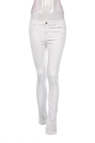 Damen Jeans Vero Moda, Größe M, Farbe Weiß, Preis € 17,99