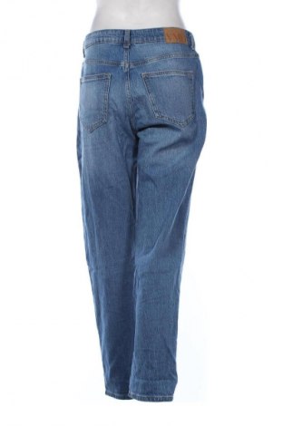 Дамски дънки Vero Moda, Размер M, Цвят Син, Цена 77,99 лв.