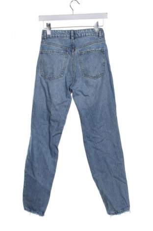 Дамски дънки Zara, Размер M, Цвят Син, Цена 17,99 лв.