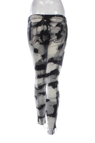 Damskie jeansy Zara, Rozmiar S, Kolor Kolorowy, Cena 62,07 zł