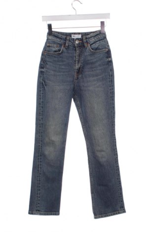 Дамски дънки Zara, Размер XXS, Цвят Син, Цена 27,00 лв.