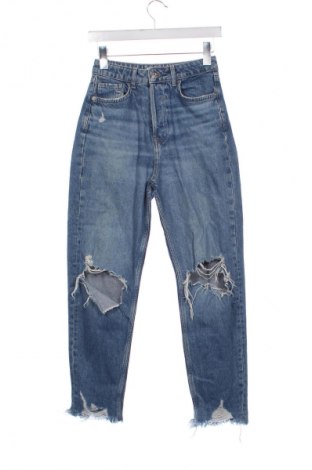 Damskie jeansy Zara, Rozmiar XS, Kolor Niebieski, Cena 53,62 zł