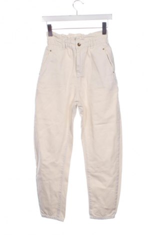 Дамски дънки Zara, Размер XXS, Цвят Бежов, Цена 27,00 лв.