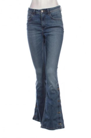 Damskie jeansy Zara, Rozmiar M, Kolor Niebieski, Cena 80,46 zł