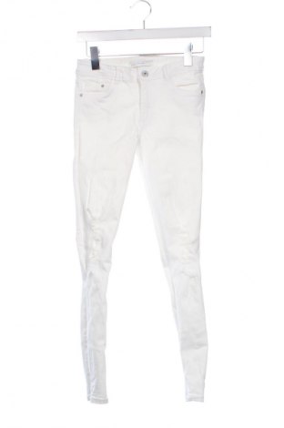 Damskie jeansy Zara, Rozmiar XS, Kolor Biały, Cena 89,66 zł
