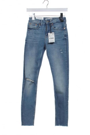 Дамски дънки Zara, Размер S, Цвят Син, Цена 43,99 лв.
