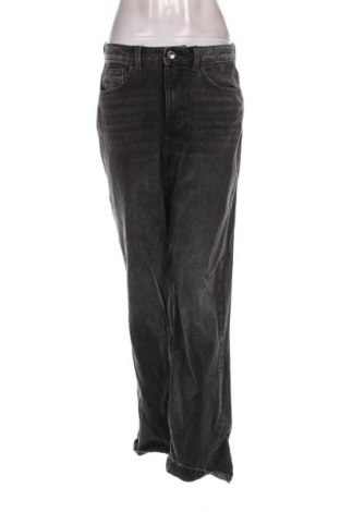 Дамски дънки Zara, Размер M, Цвят Сив, Цена 9,99 лв.