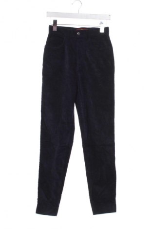 Дамски джинси Aigner, Размер XS, Цвят Син, Цена 57,99 лв.