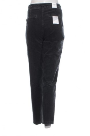 Дамски джинси Brax, Размер L, Цвят Сив, Цена 127,99 лв.