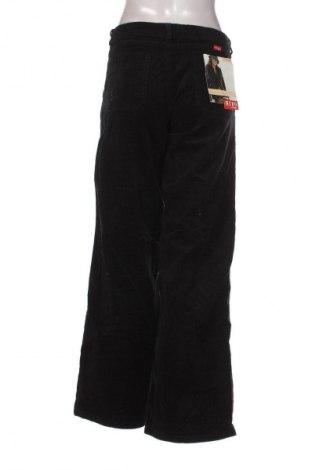 Дамски джинси Hero By Wrangler, Размер XL, Цвят Черен, Цена 20,99 лв.