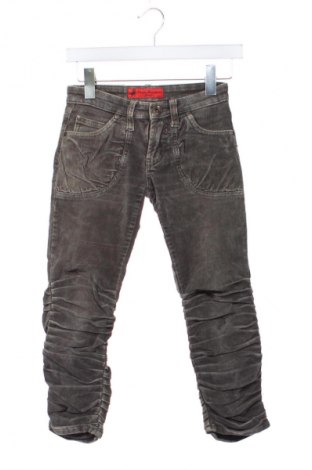 Дамски джинси Poison Scorpion, Размер XS, Цвят Зелен, Цена 29,00 лв.