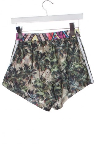 Dámske kraťasy  Adidas, Veľkosť XS, Farba Viacfarebná, Cena  24,55 €