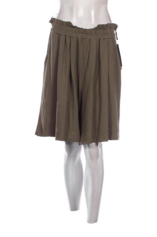 Dámske kraťasy  Alexia, Veľkosť XL, Farba Zelená, Cena  13,95 €