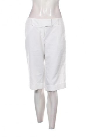 Pantaloni scurți de femei Atmosphere, Mărime M, Culoare Alb, Preț 51,45 Lei