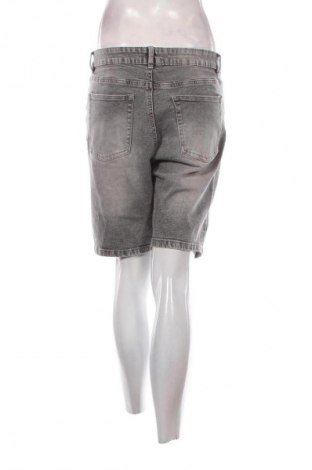 Női rövidnadrág Beloved, Méret L, Szín Szürke, Ár 3 800 Ft