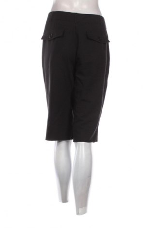 Дамски къс панталон Courtenay, Размер M, Цвят Черен, Цена 22,99 лв.
