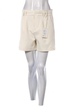 Дамски къс панталон D.D. Style, Размер S, Цвят Екрю, Цена 25,99 лв.
